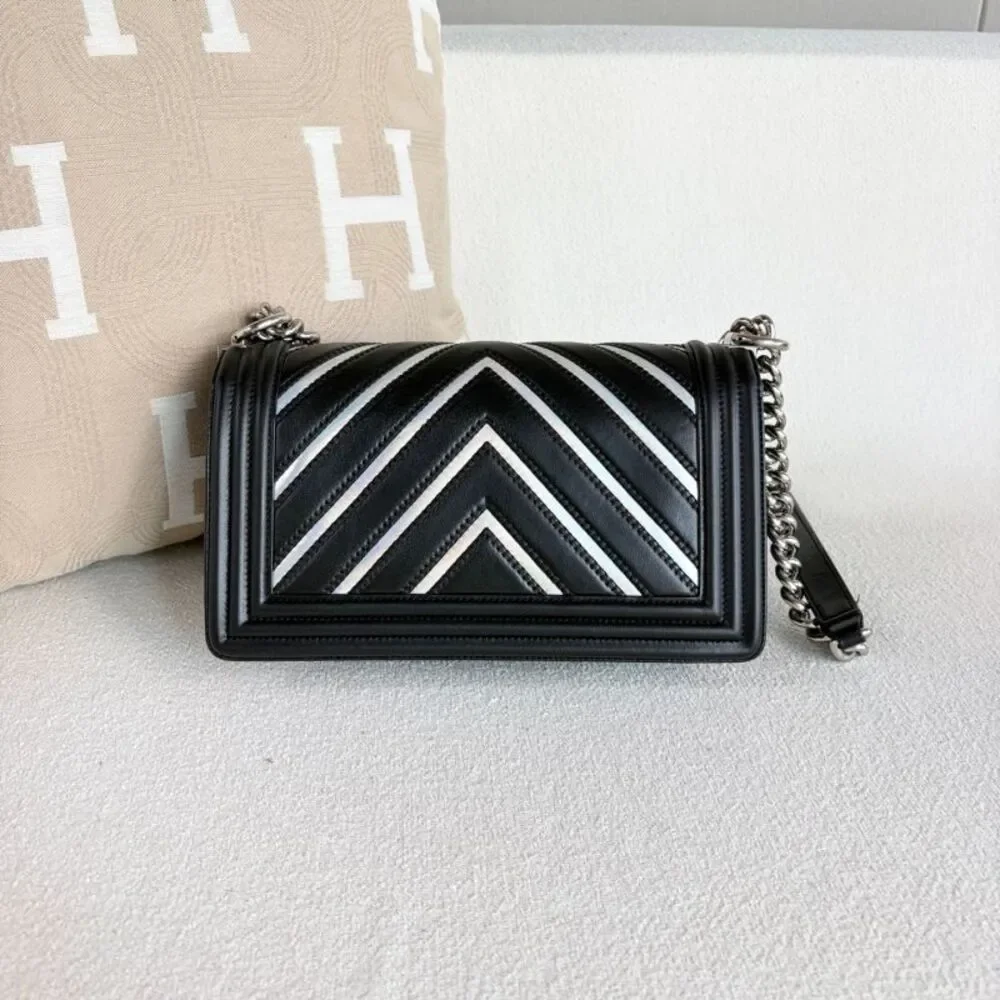 Chanel Women Pre-Loved Bag Very Good Condition